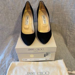 Jimmy Choo Black Suede Round Toe Pump Size 36.5